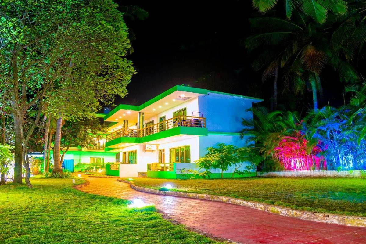 Kinara Resort Malvan Luaran gambar