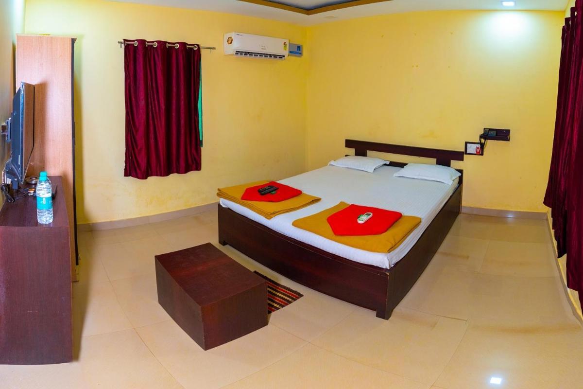 Kinara Resort Malvan Luaran gambar